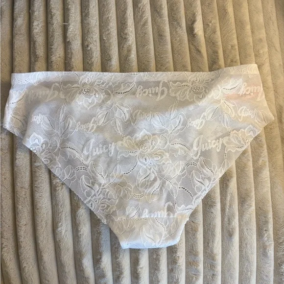 Juicy Couture White Floral Lace Panties - Picture 4 of 5